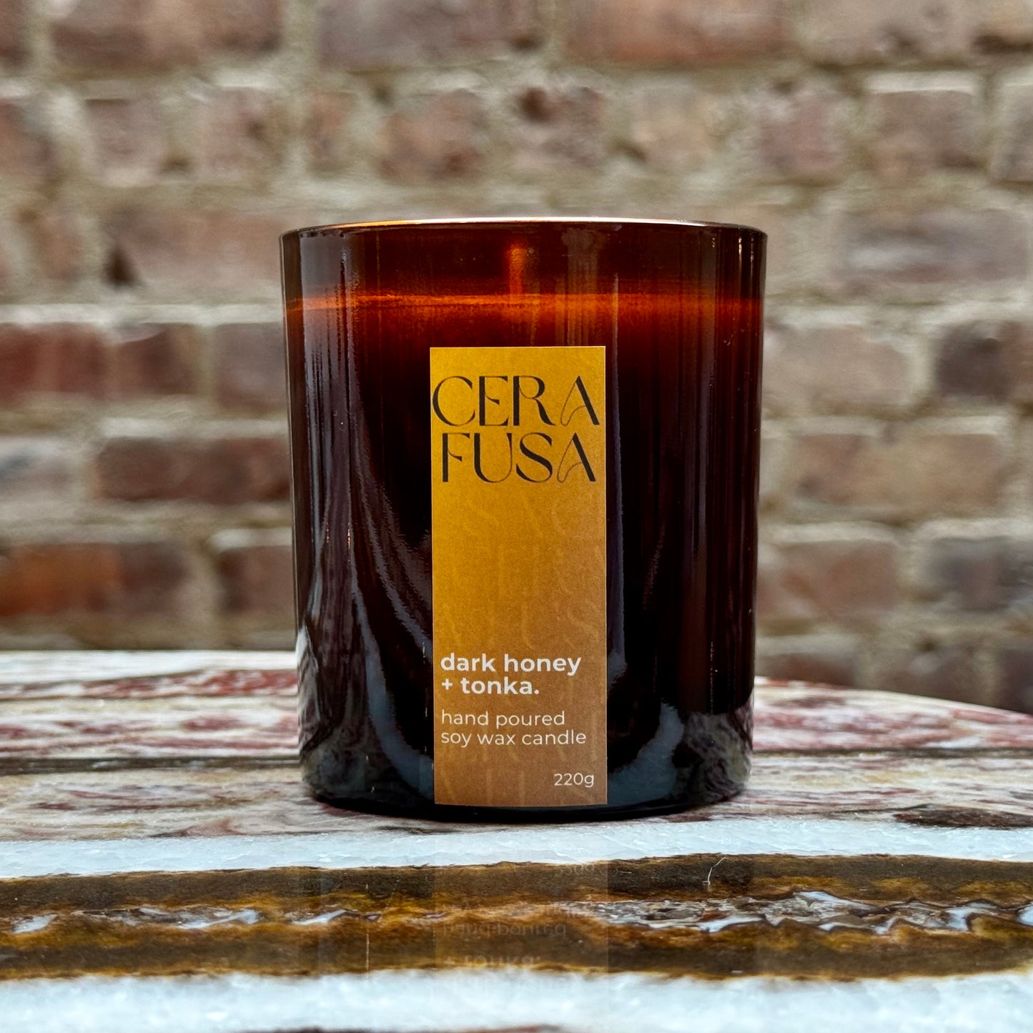 dark honey + tonka.